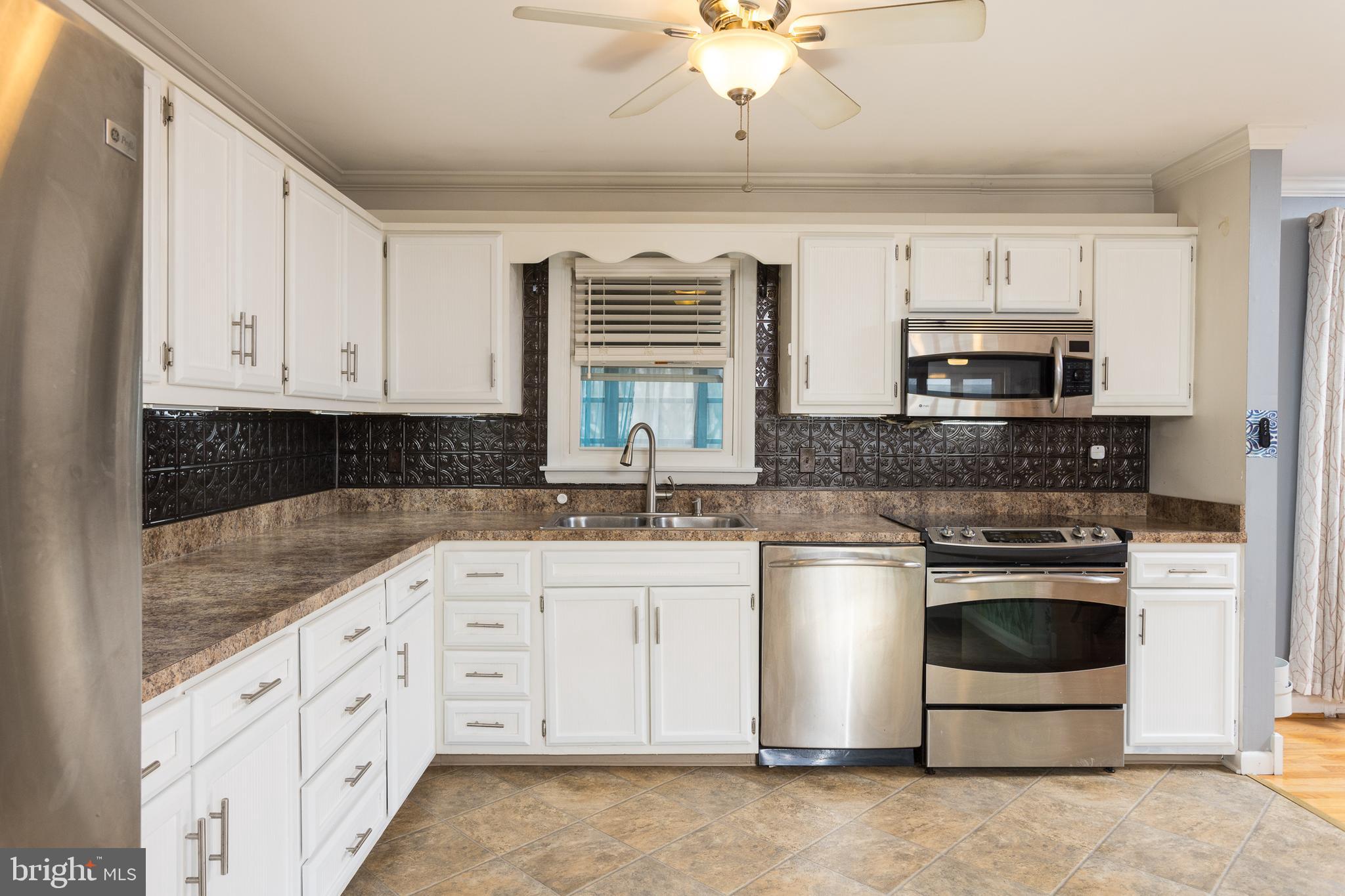 RUMSEY ISLAND - Residential