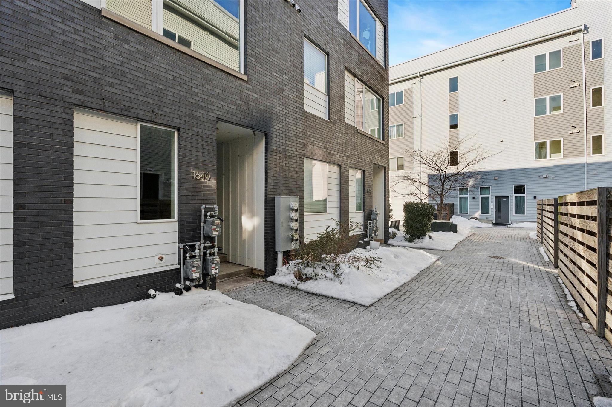 SOUTH KENSINGTON - Residential