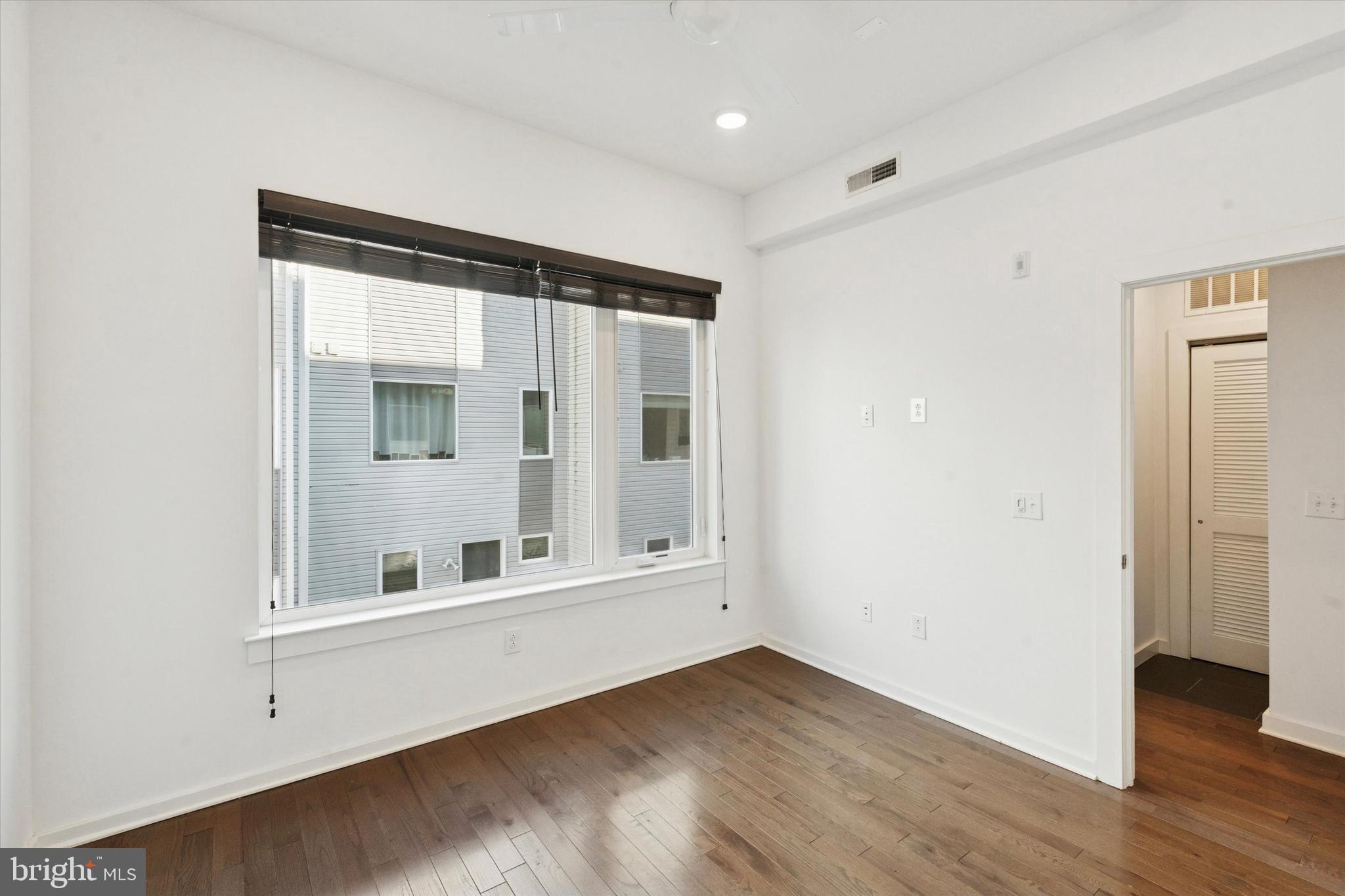 SOUTH KENSINGTON - Residential