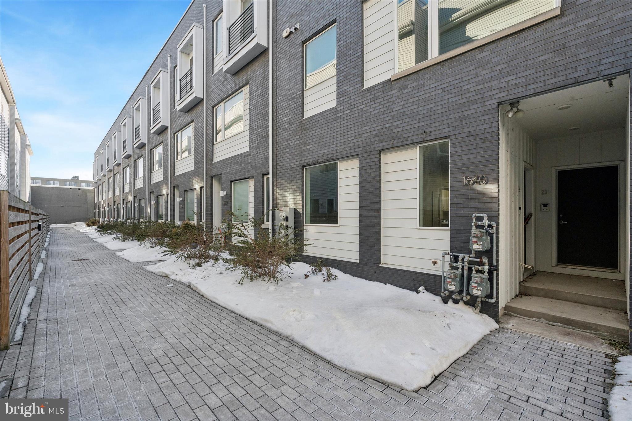 SOUTH KENSINGTON - Residential