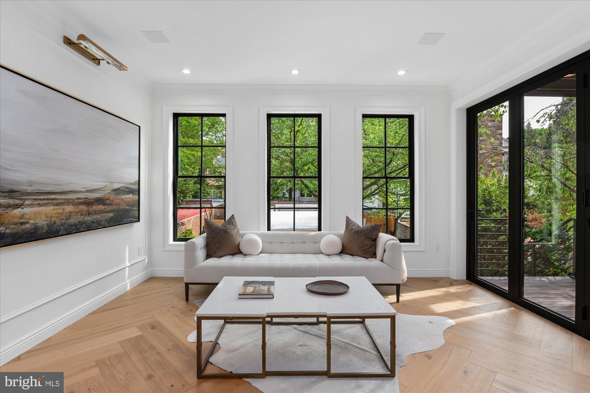 KALORAMA TRIANGLE - Residential