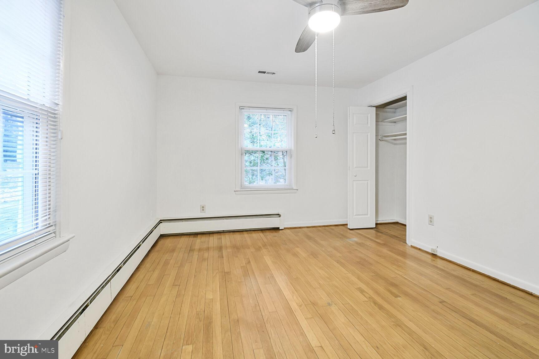 BROOK HILLS ESTATE - Residential Lease
