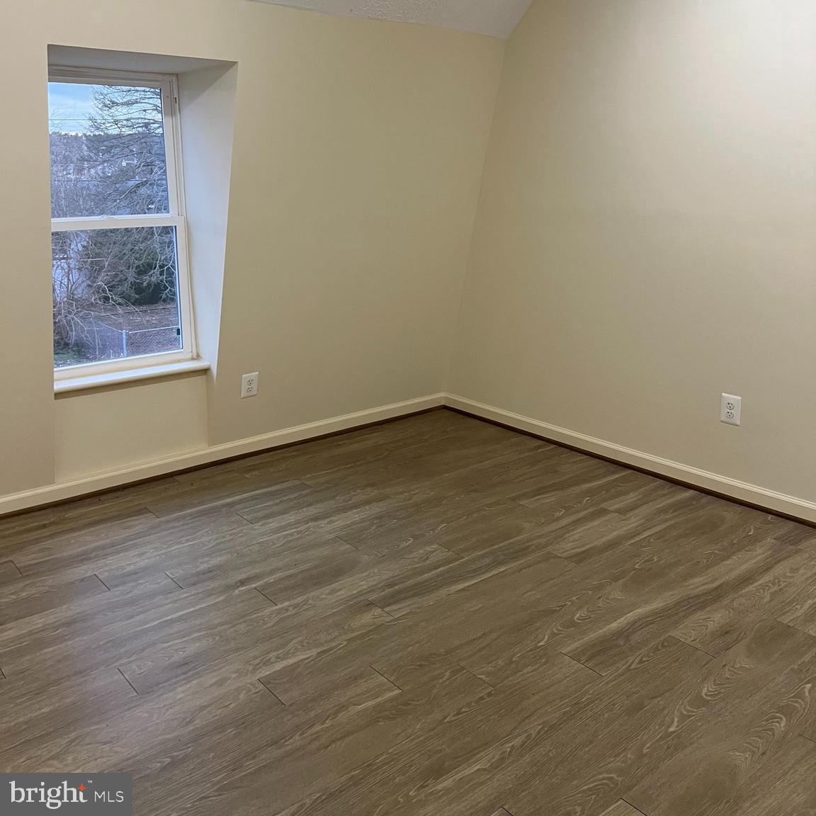 The Studios @ Benedict: Second floor walk -up, individually climate controlled spacious studio/office (approx. 132 SF) with shared break room/kitchenette and restroom.