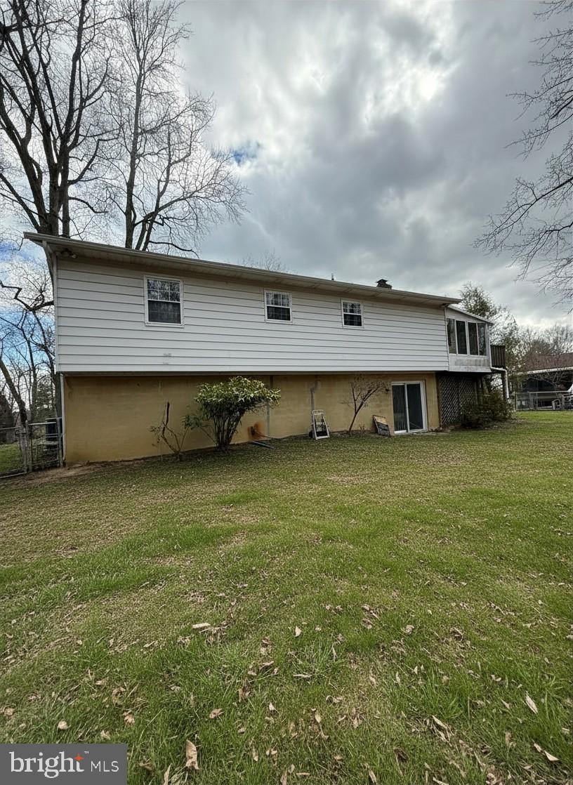 WALNUT LAKE - Residential