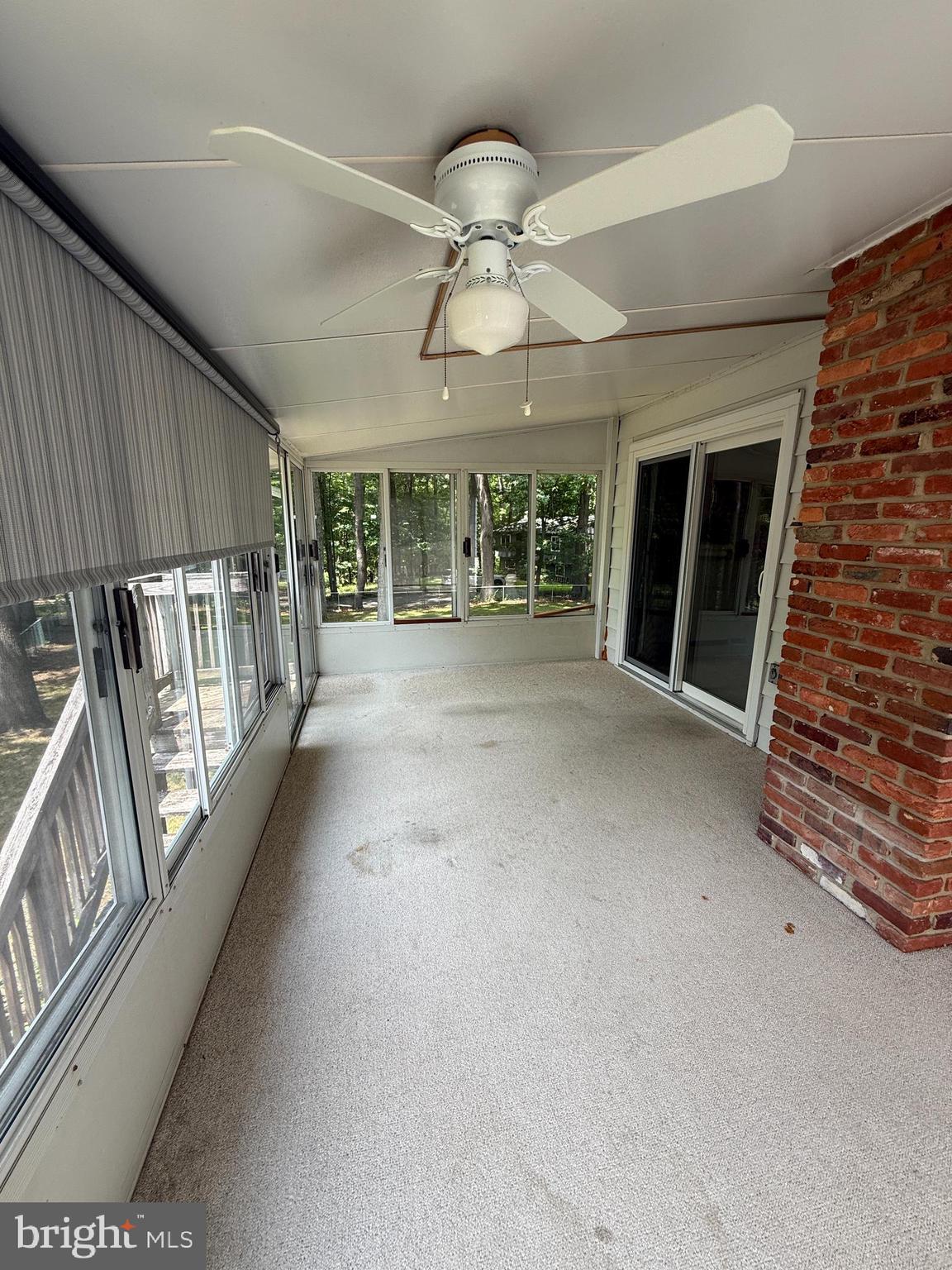 WALNUT LAKE - Residential