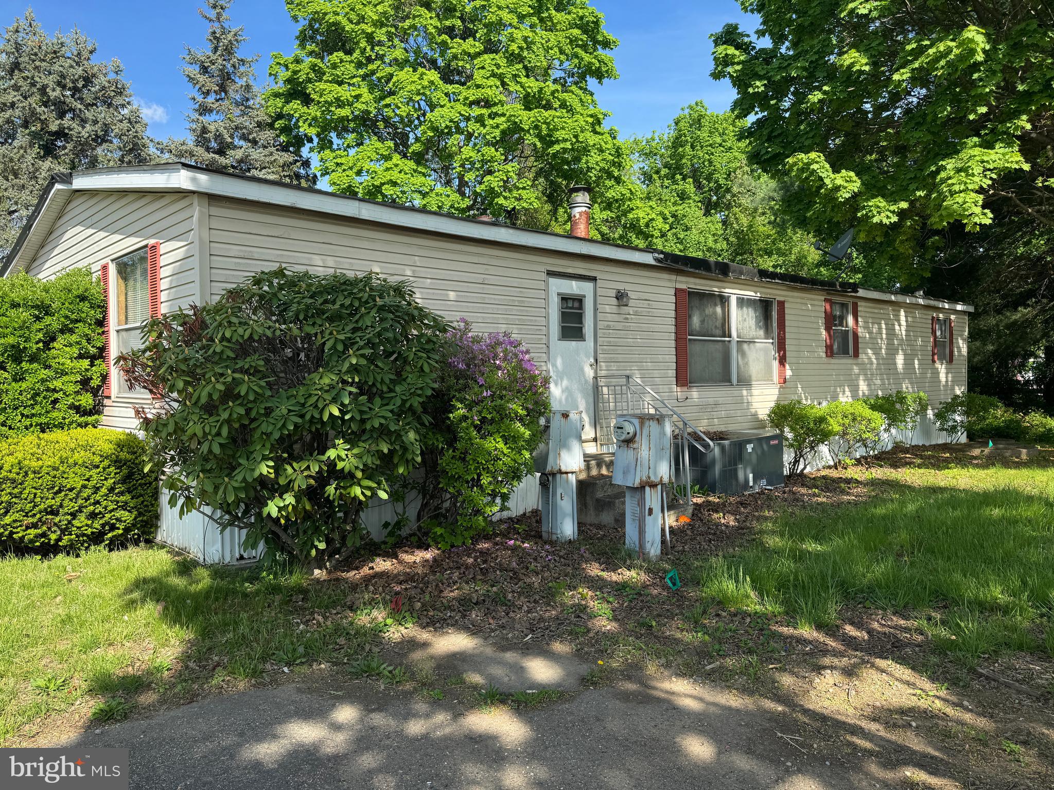 PENNWOOD CROSSING - Residential