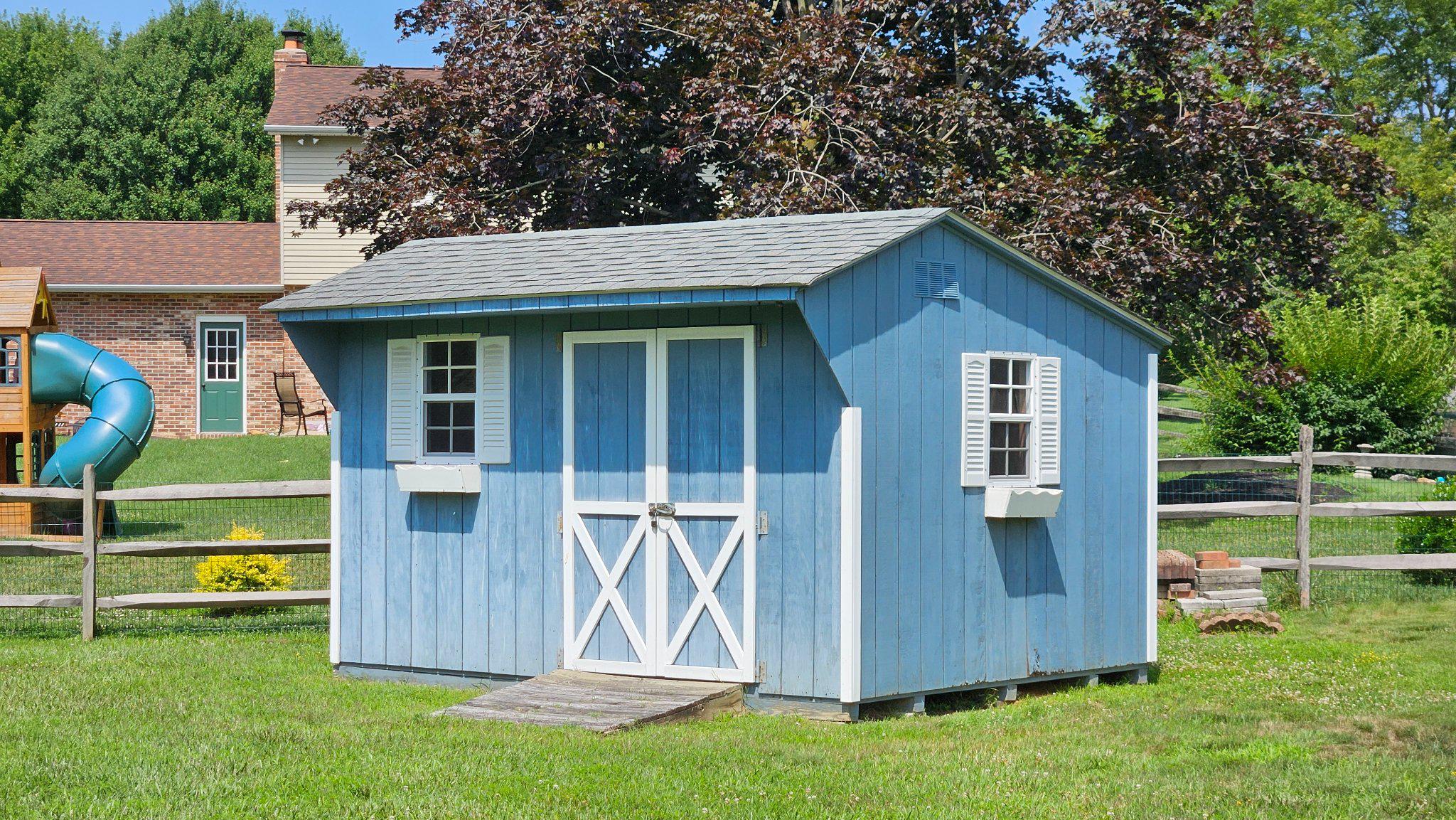 CARAVEL WOODS - Residential