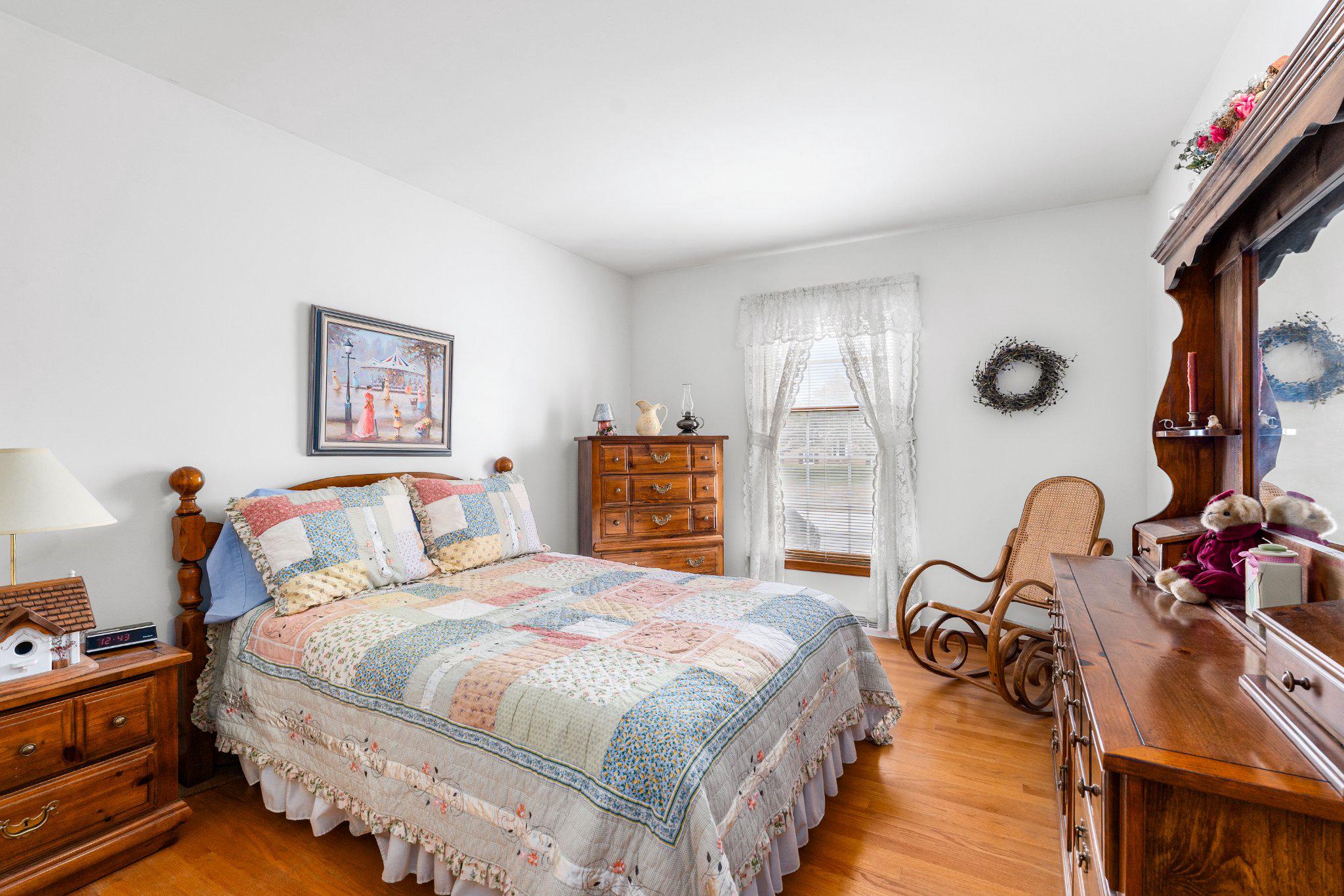 CARAVEL WOODS - Residential