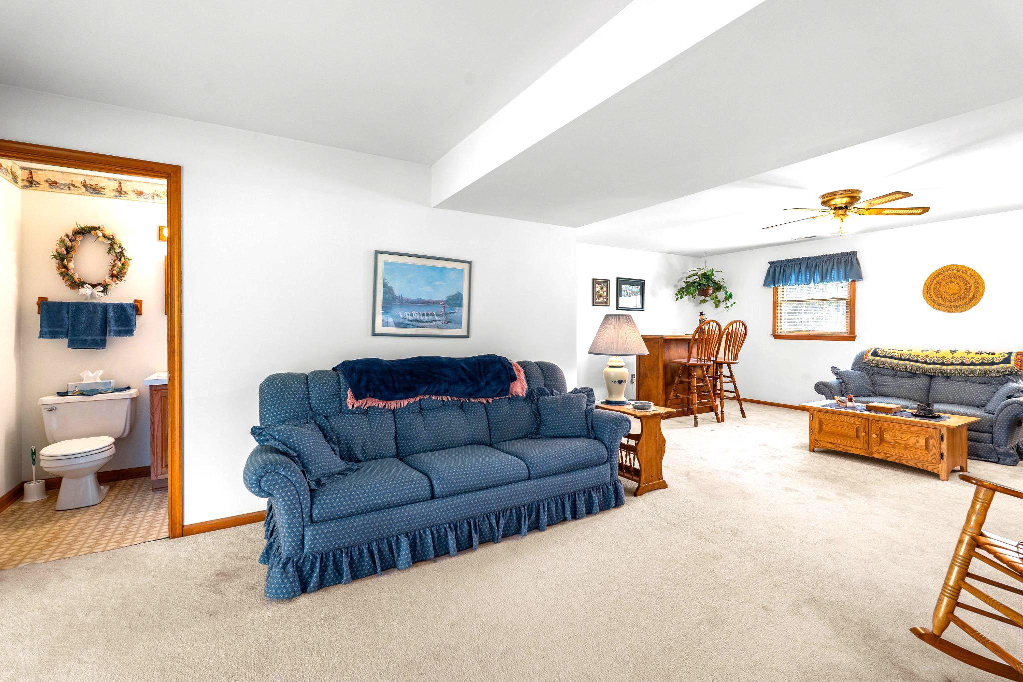 CARAVEL WOODS - Residential