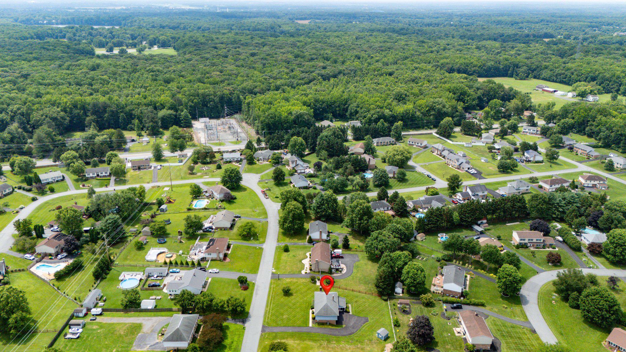 CARAVEL WOODS - Residential