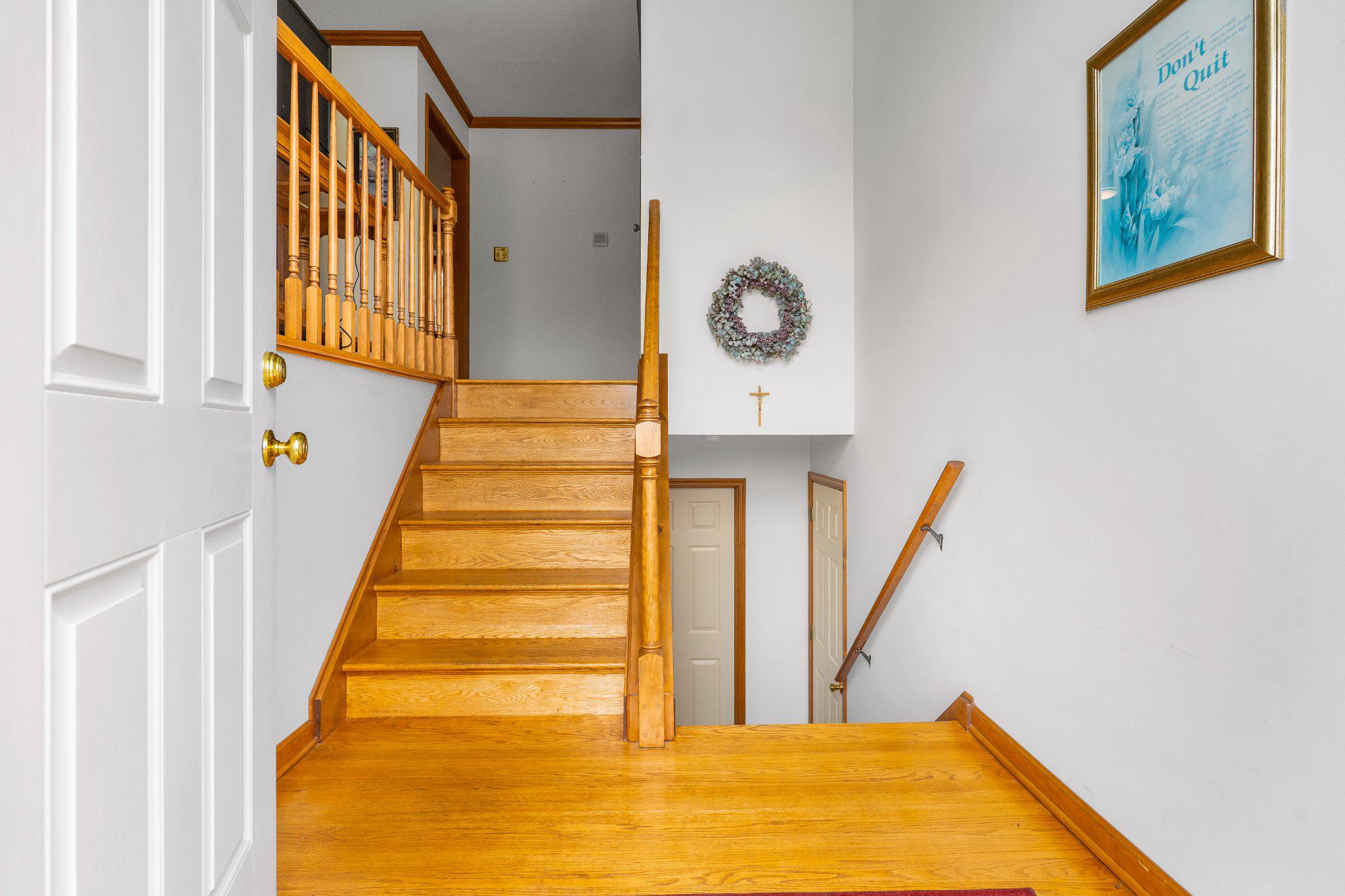 CARAVEL WOODS - Residential