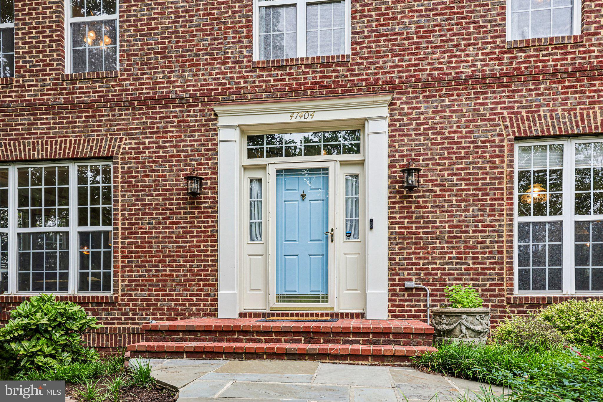 SOUTH BANK - Residential