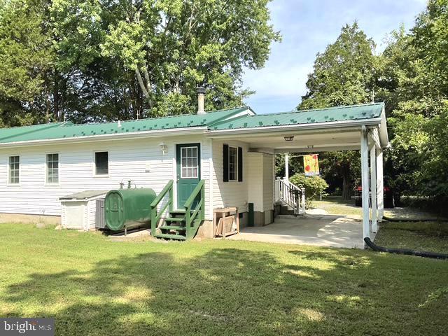 LONGVIEW BEACH - Residential