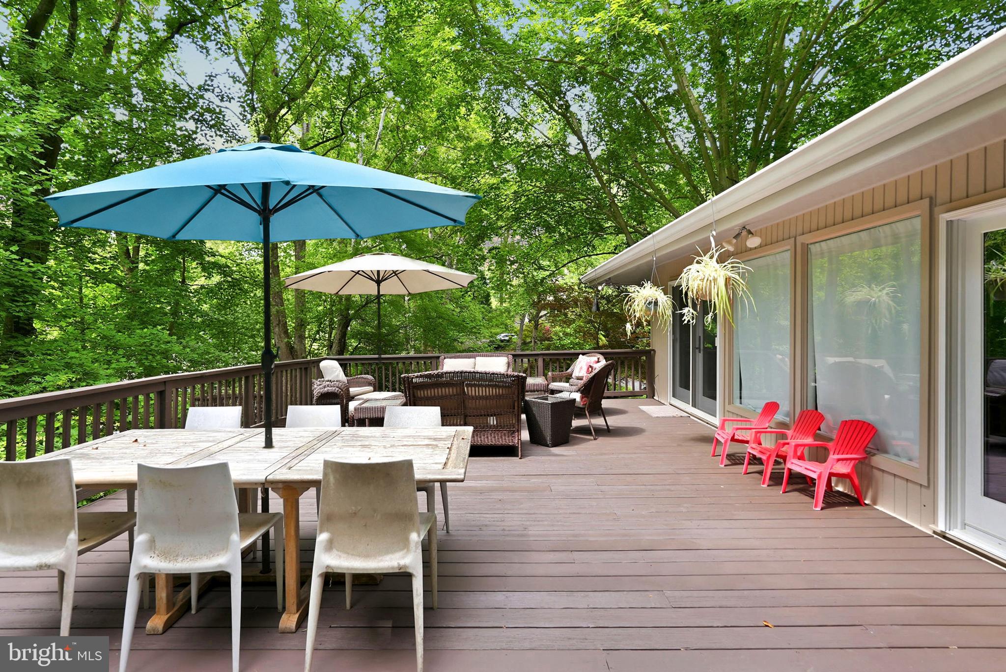 POTOMAC OUTSIDE - Residential