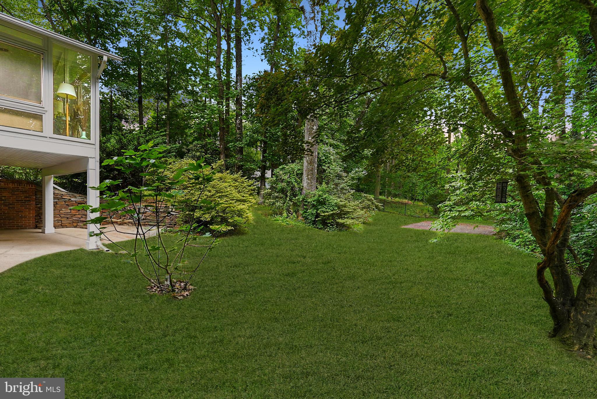 POTOMAC OUTSIDE - Residential