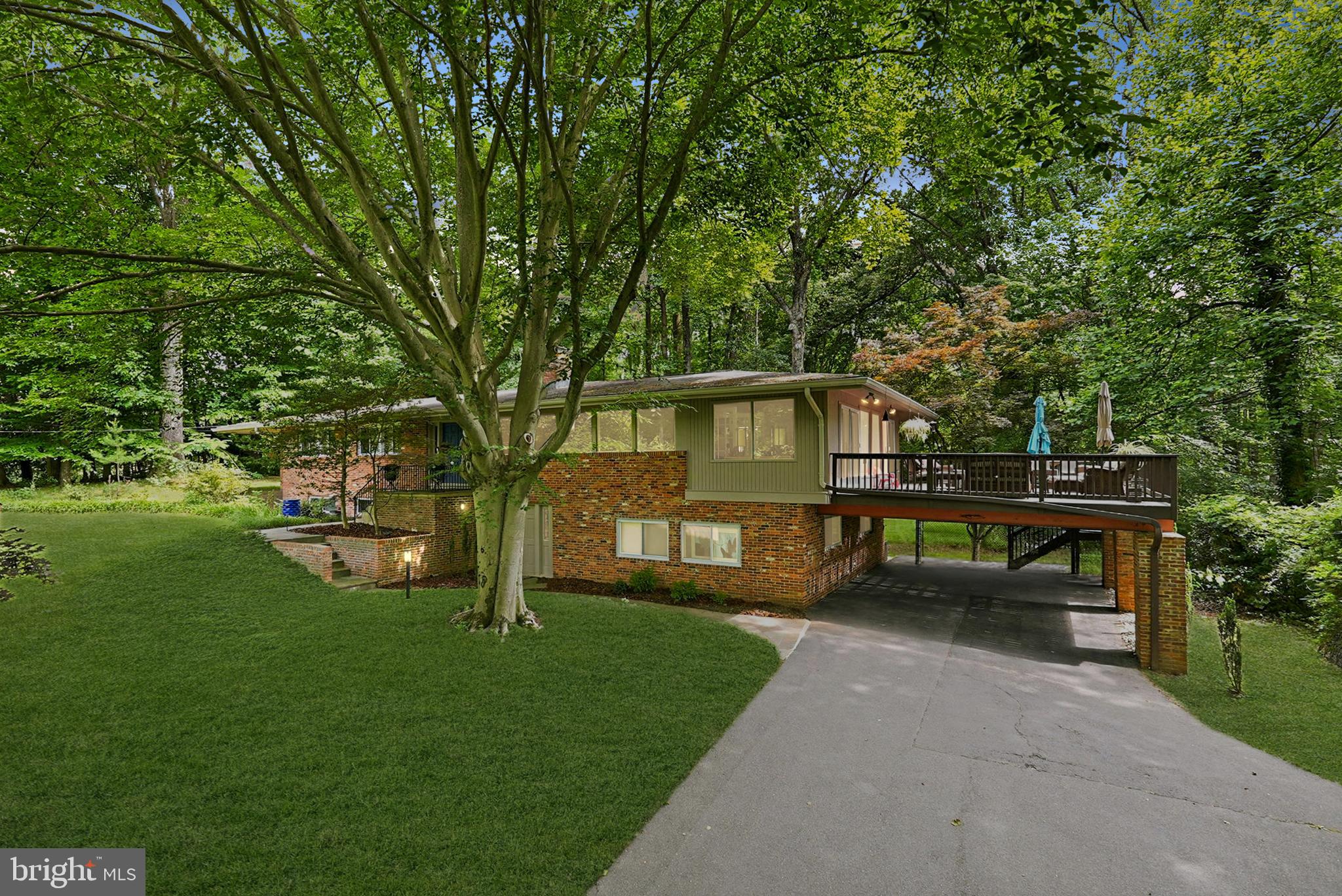 POTOMAC OUTSIDE - Residential