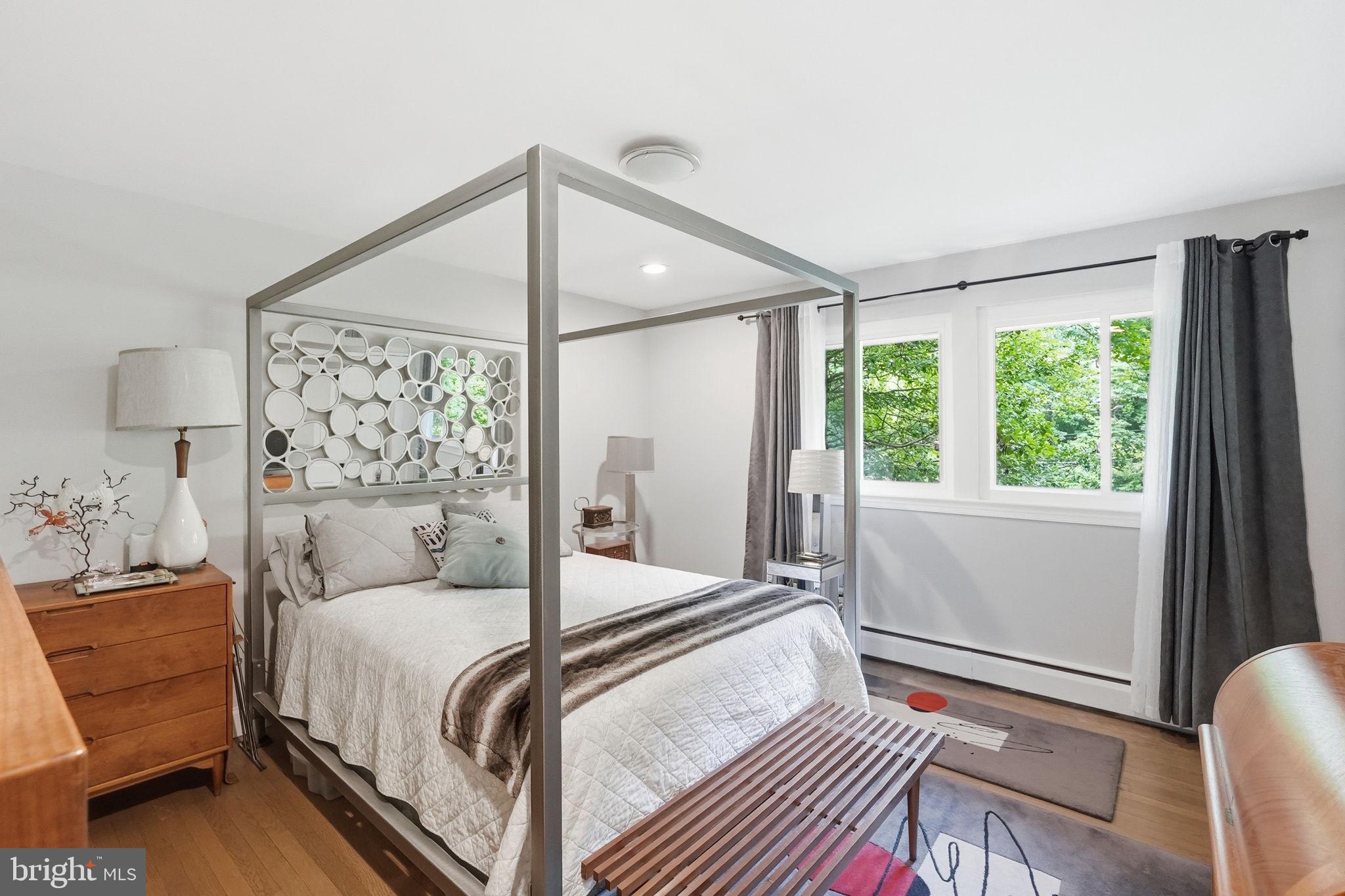 POTOMAC OUTSIDE - Residential