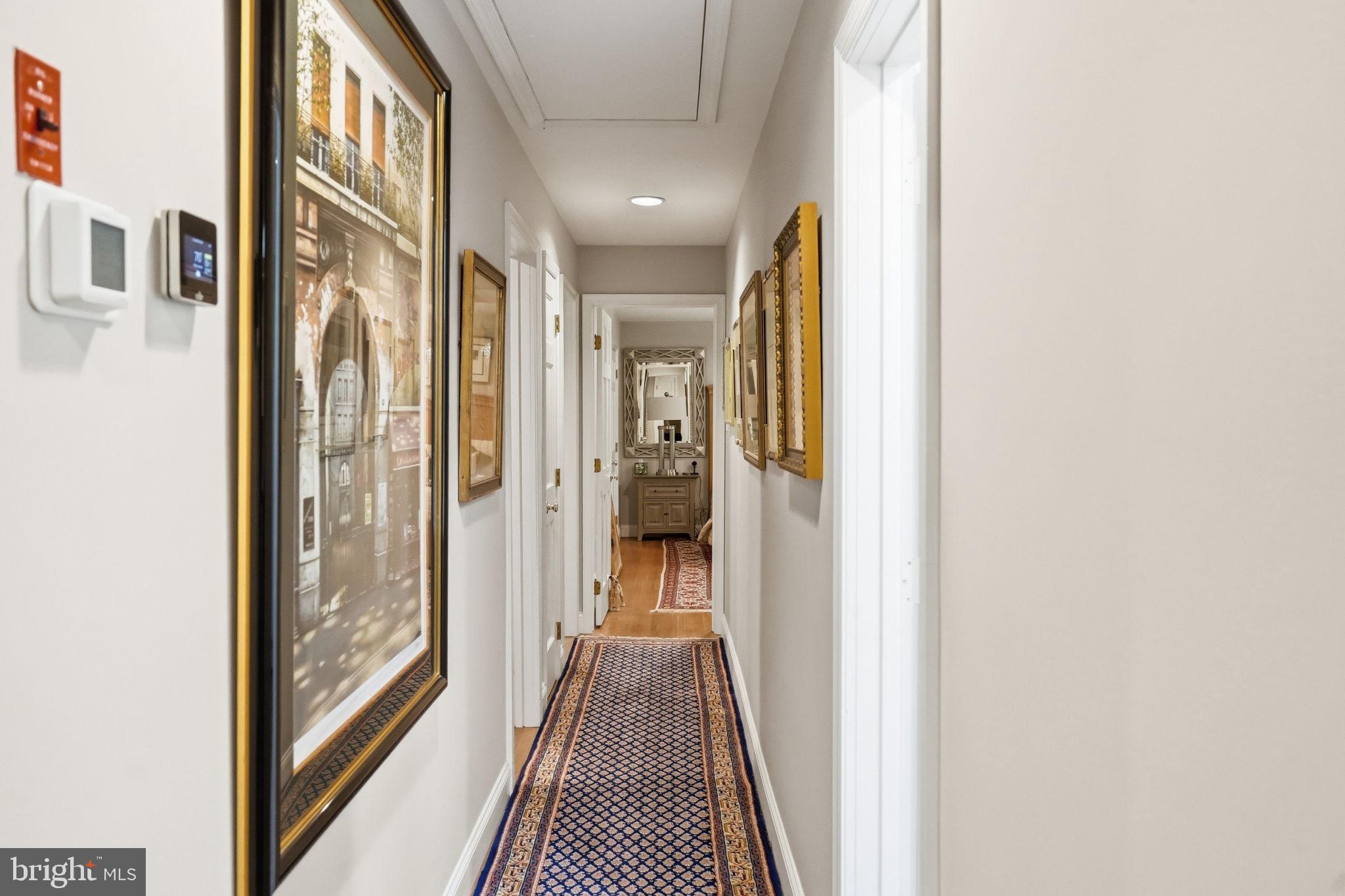 POTOMAC OUTSIDE - Residential