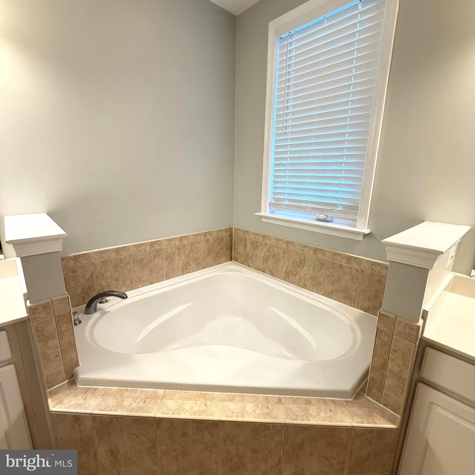 MANASSAS PARK STATION - Residential