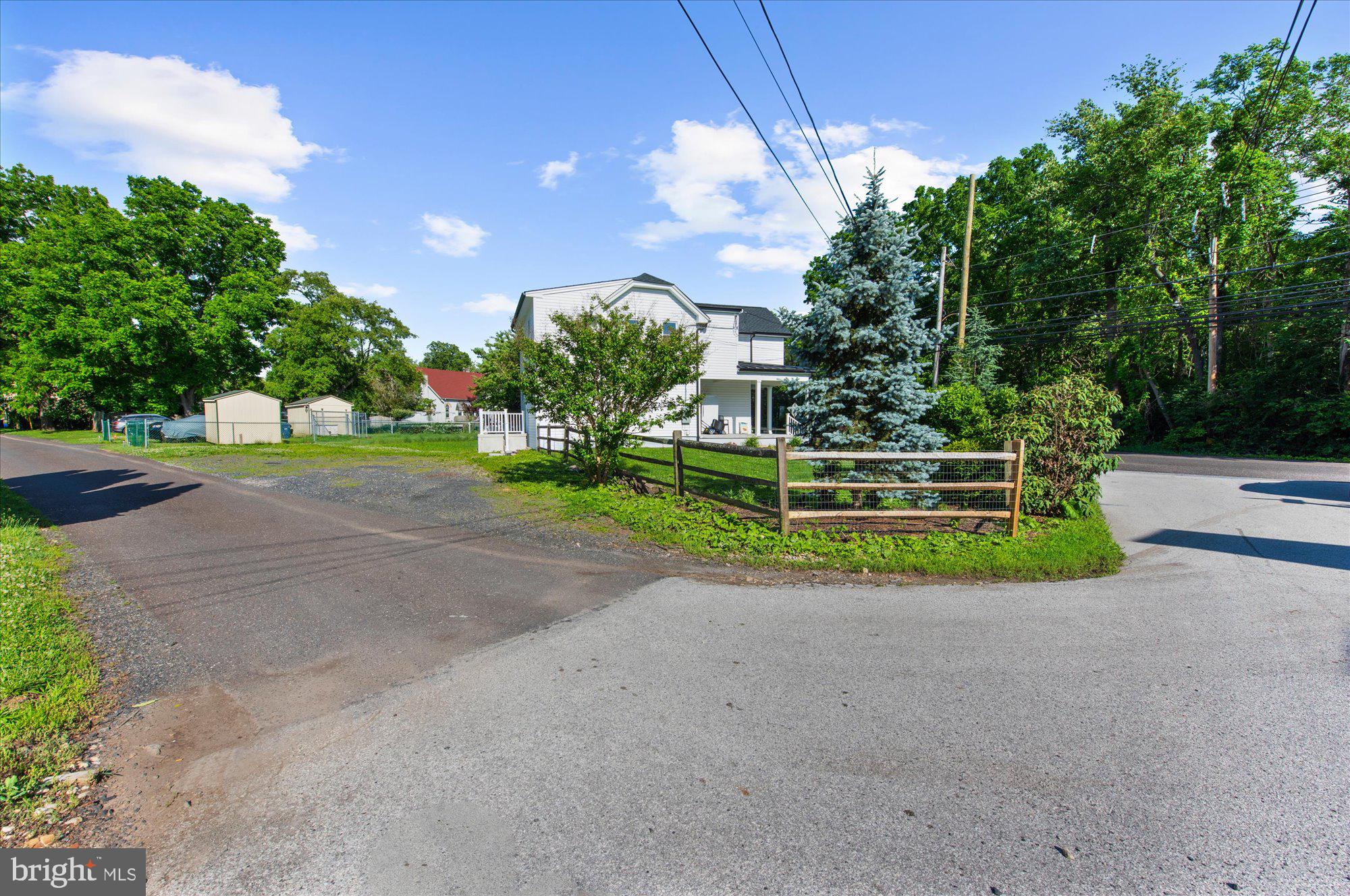 BLUE BELL - Residential