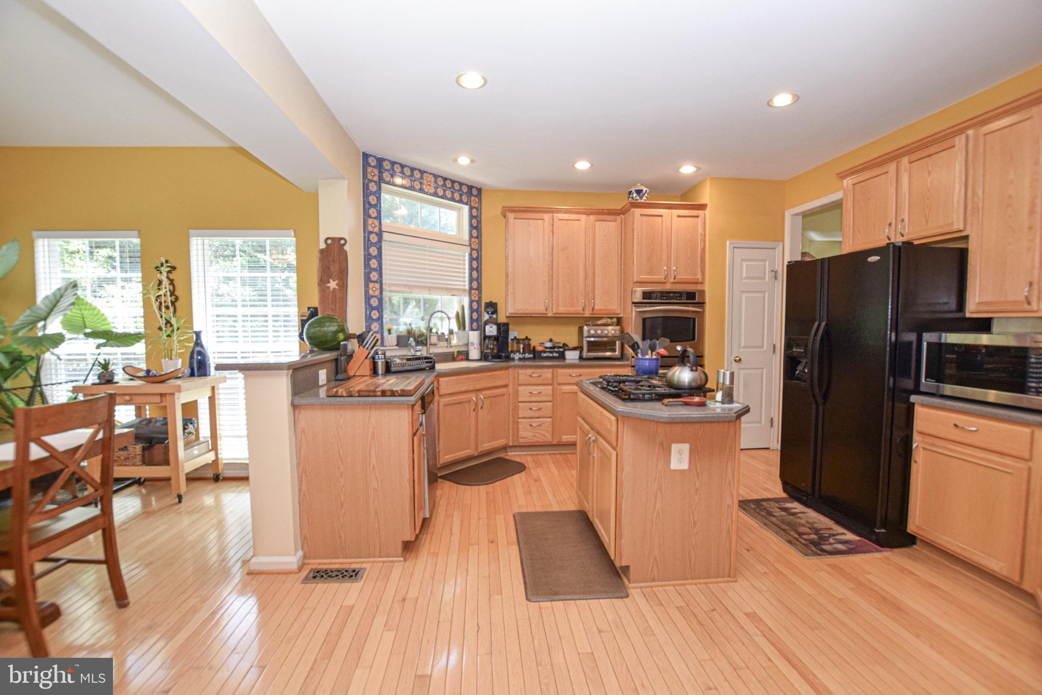 LOCUST HILL - Residential