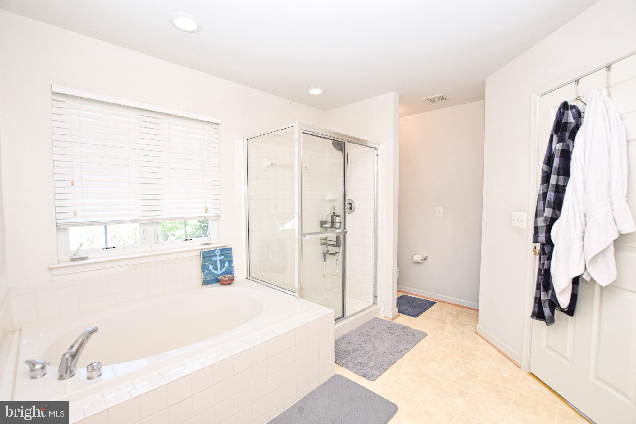 LOCUST HILL - Residential