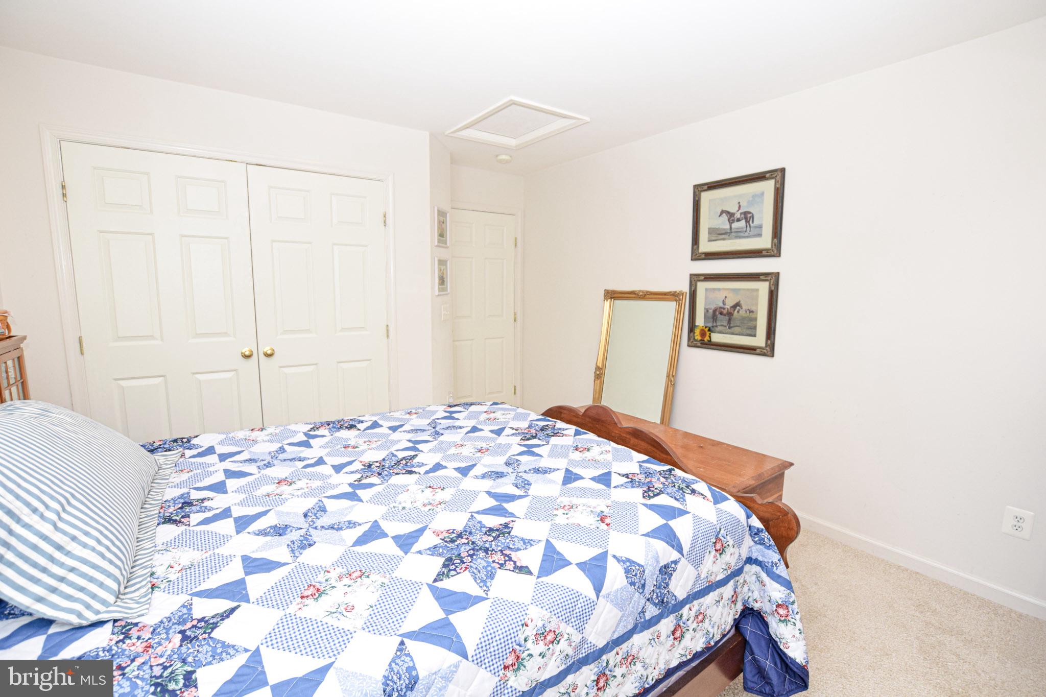 LOCUST HILL - Residential