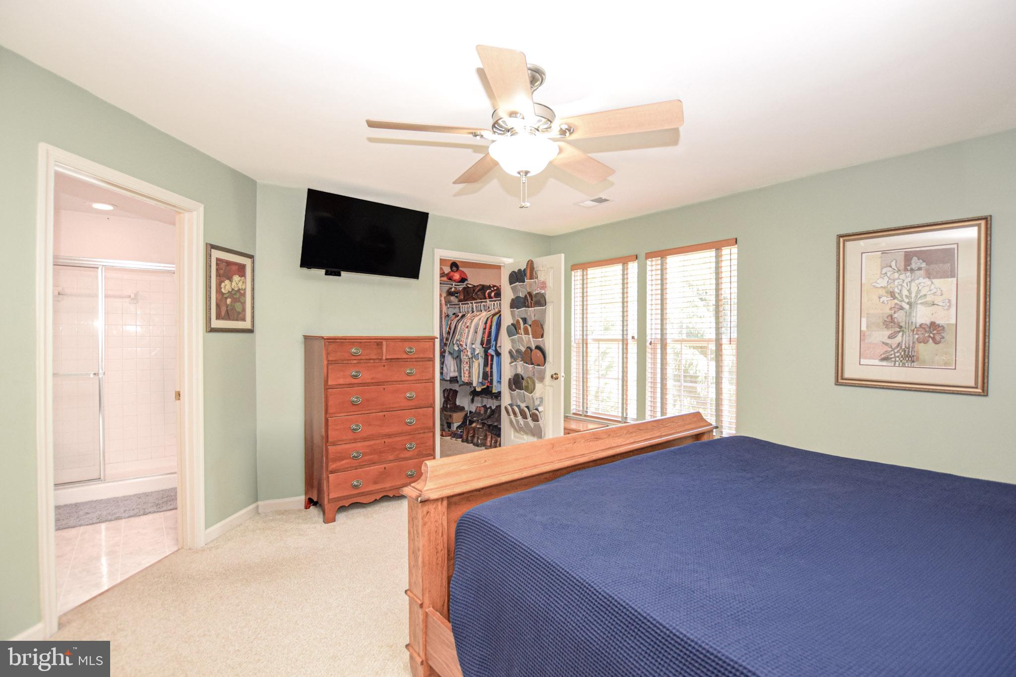 LOCUST HILL - Residential