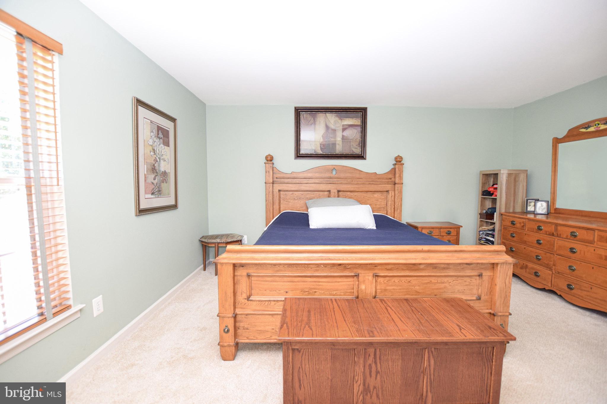 LOCUST HILL - Residential