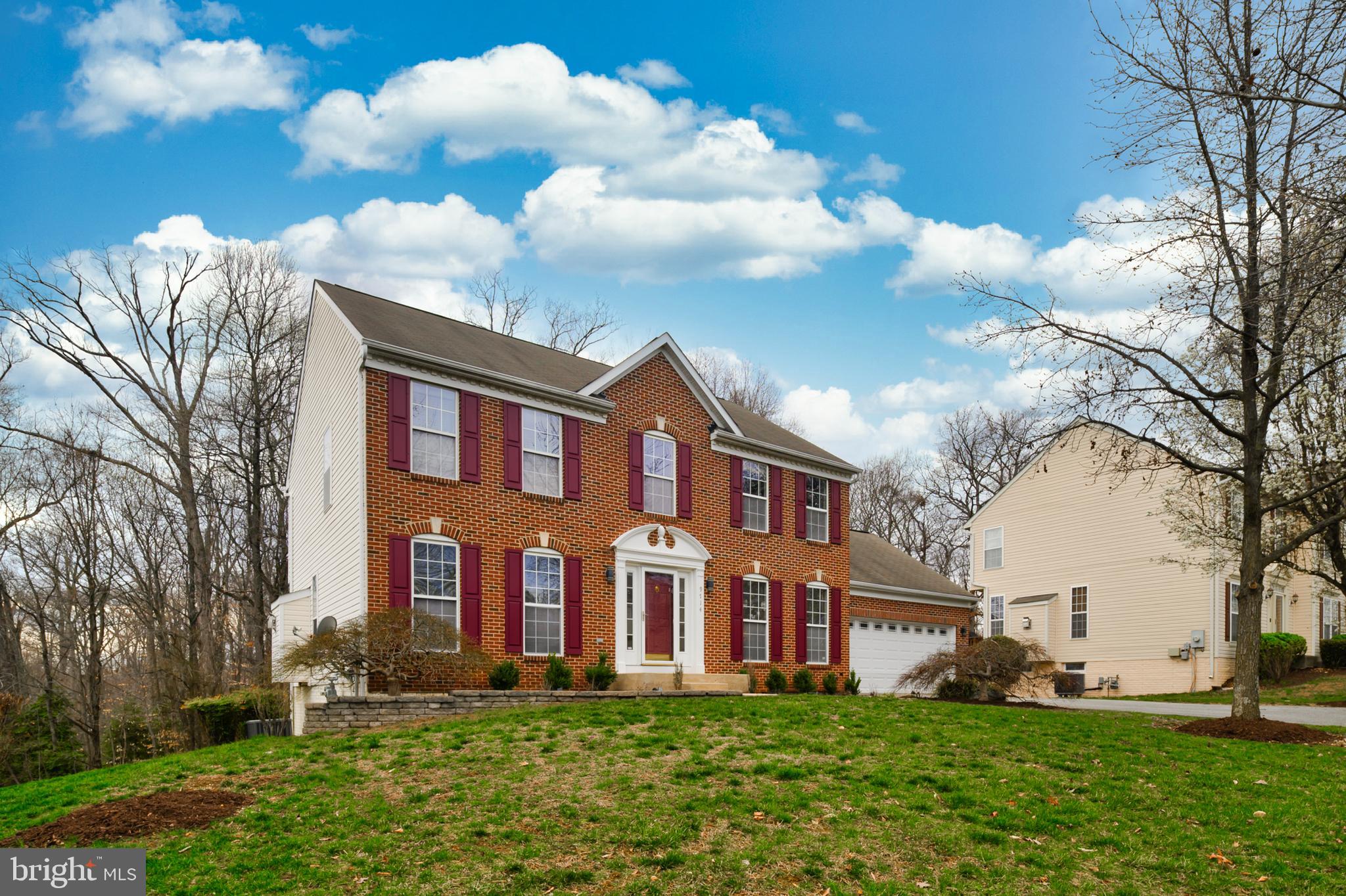 SUMMIT CREEK - Residential