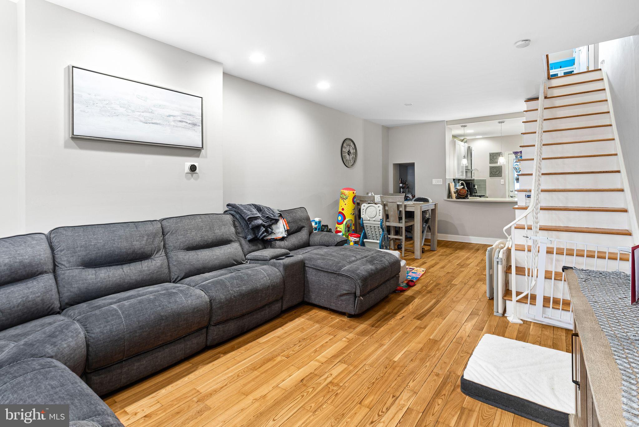 LOWER MOYAMENSING - Residential