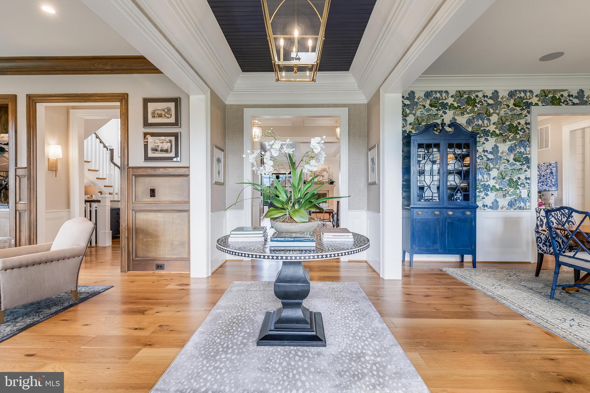 CREIGHTON FARMS - Residential