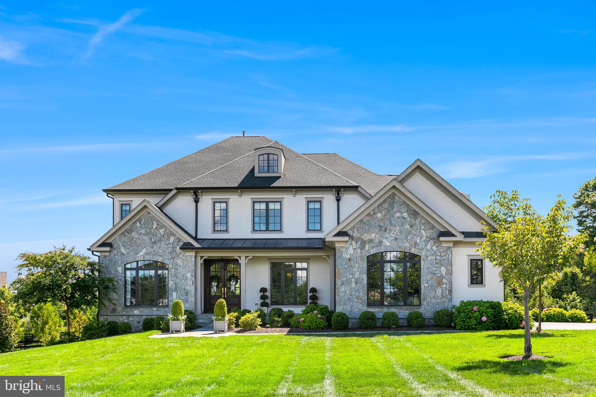 CREIGHTON FARMS - Residential