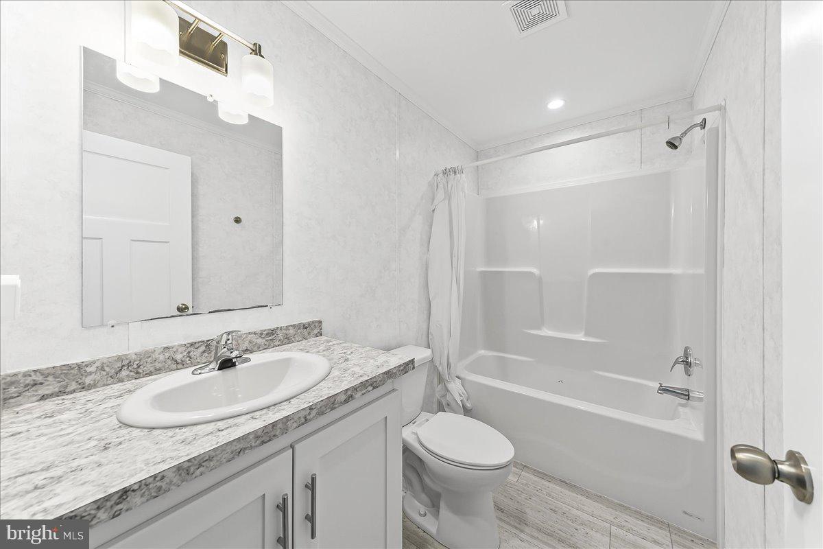 WINTERSET FARMS - Residential