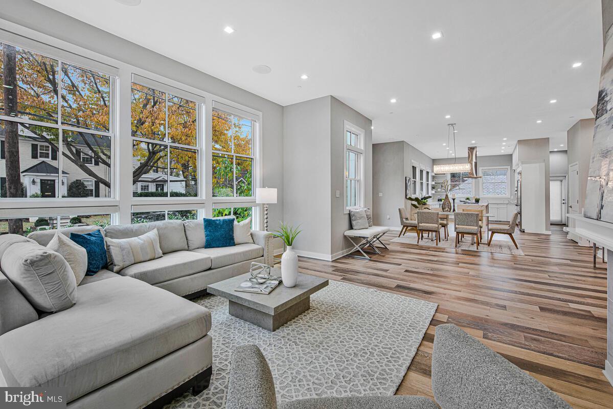 BURLEITH - Residential