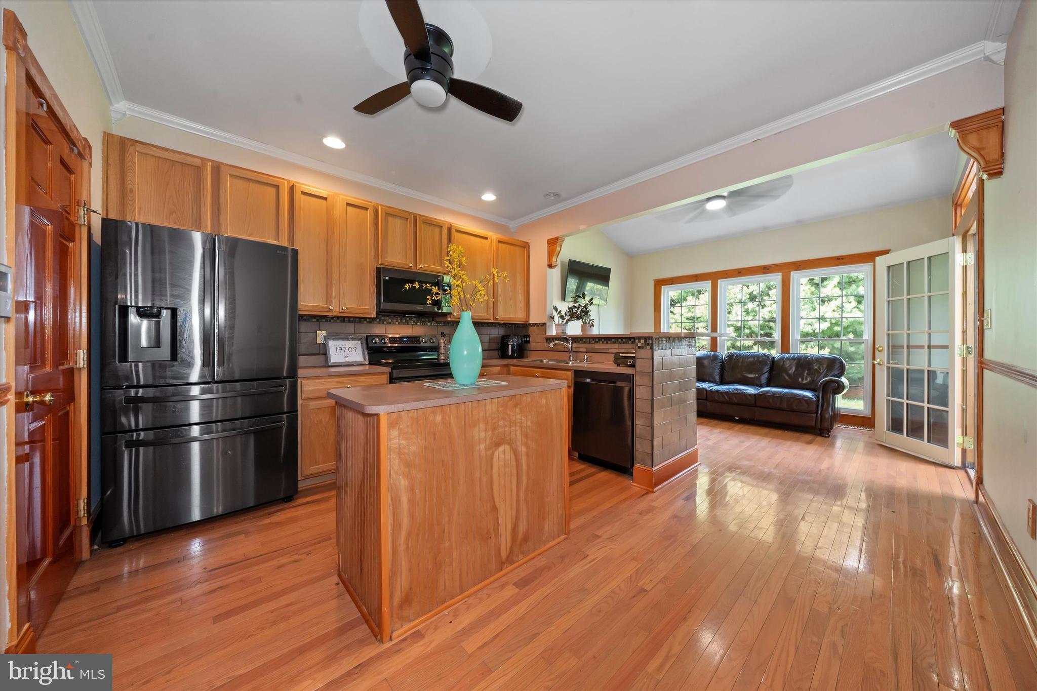 MIDDLETOWN CROSSING - Residential
