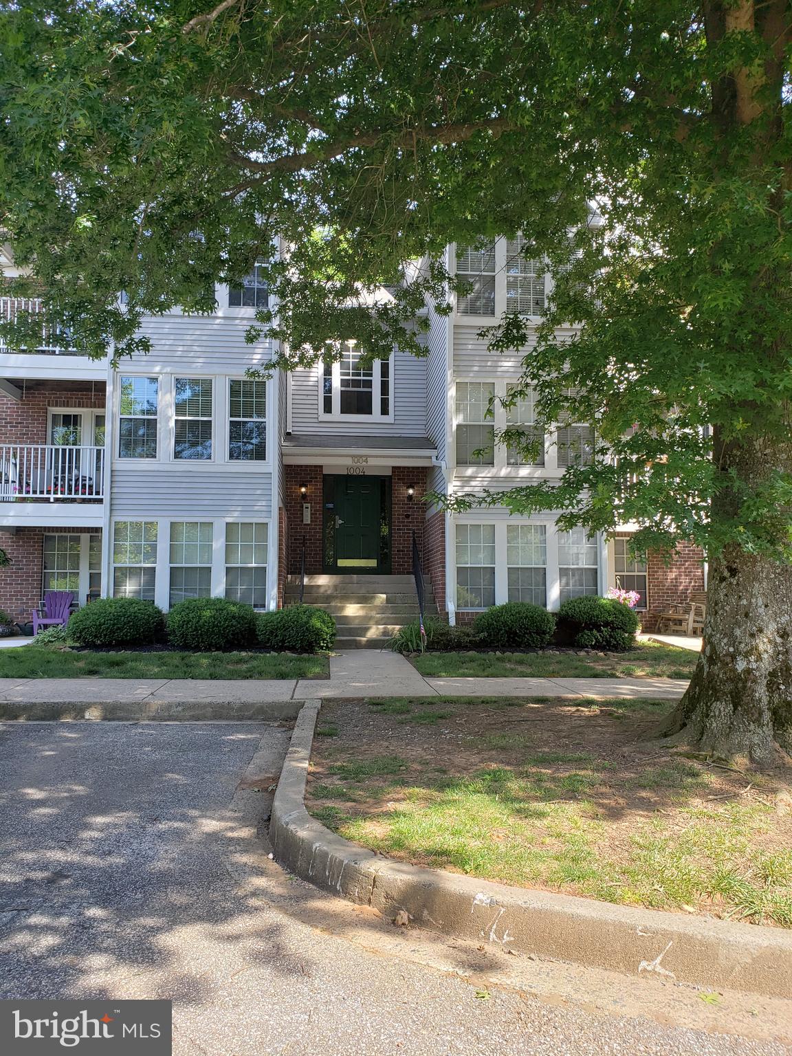 BRENTWOOD CONDO - Residential