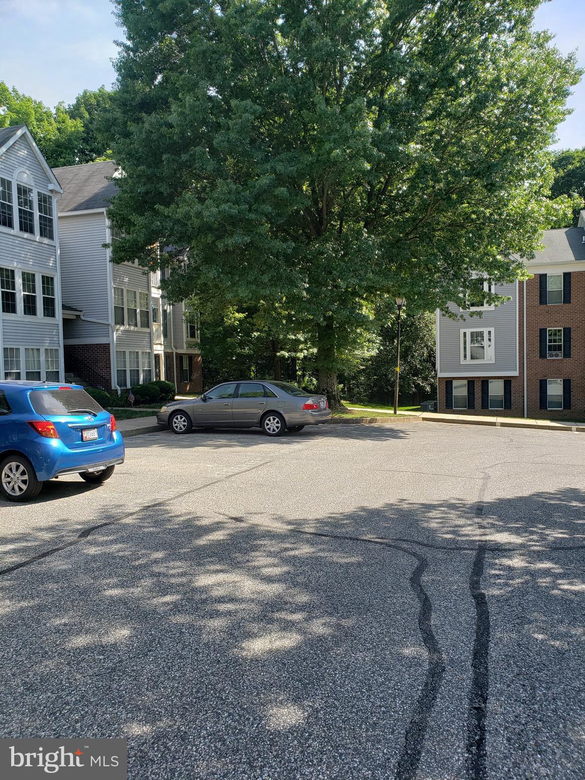 BRENTWOOD CONDO - Residential