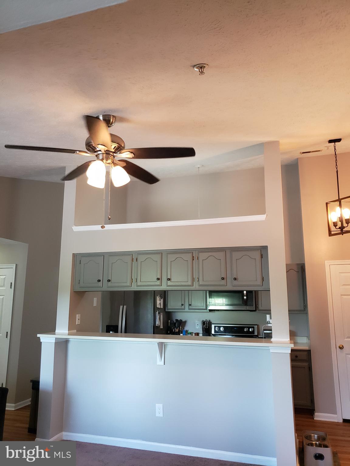 BRENTWOOD CONDO - Residential