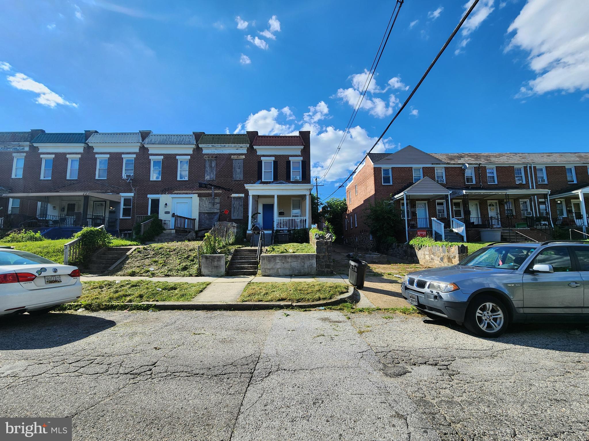 ONLINE AUCTION: This auction takes place on the Ashland Auction Group website bidding platform. Bidding begins 7/9/2026, 10:00 AM. Bidding ends 7/13/2026, 11:20 AM. The list price is the suggested opening bid. Deposit: $7,500.

This two-story, porch-front, end-unit townhouse is located in the Greenspring neighborhood of Baltimore City. Residents can enjoy the nearby attractions and facilities such as the Druid Hill Park Disc Golf Course, Woodberry Woods, Jones Falls Trail, Cylburn Arboretum, and Ridley Athletic Complex. The property is rented. Conveniently located near major traffic arteries including Park Heights Avenue, Reisterstown Road, and Northern Parkway, offering easy access to shopping, dining, and commuter routes throughout Baltimore.
