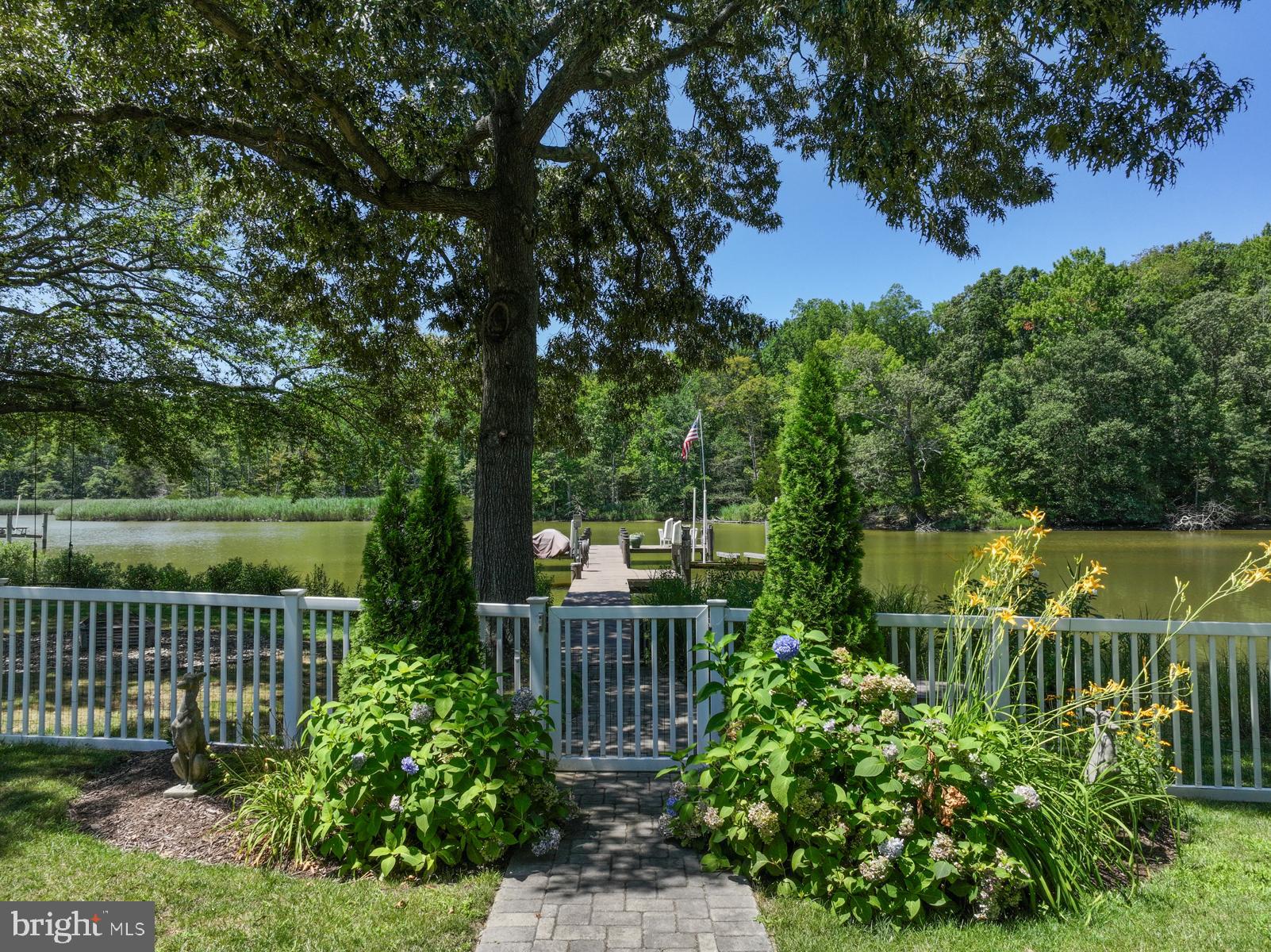 RIVER CLUB ESTATES - Residential