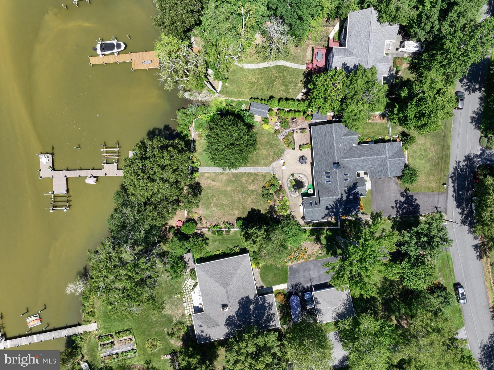 RIVER CLUB ESTATES - Residential