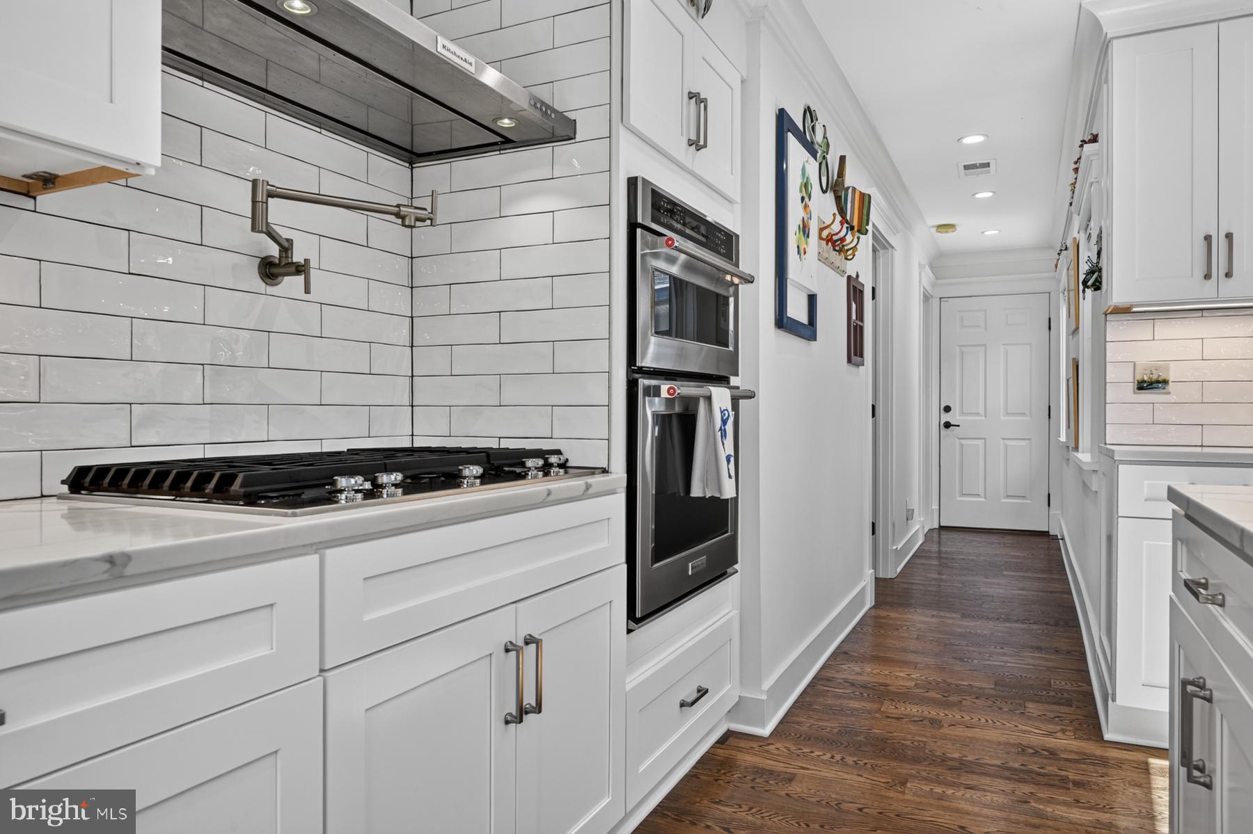 RIVER CLUB ESTATES - Residential