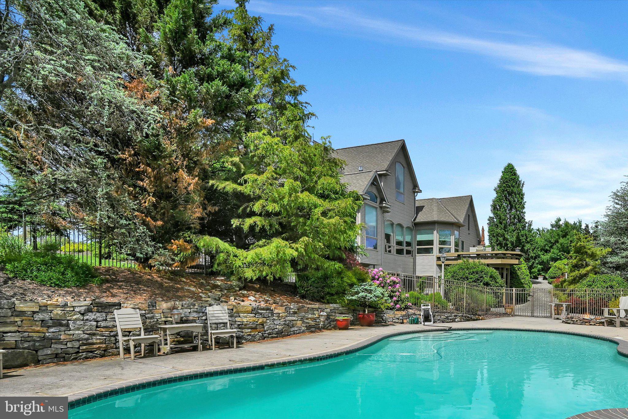 MCKEANS RIDGE - Residential