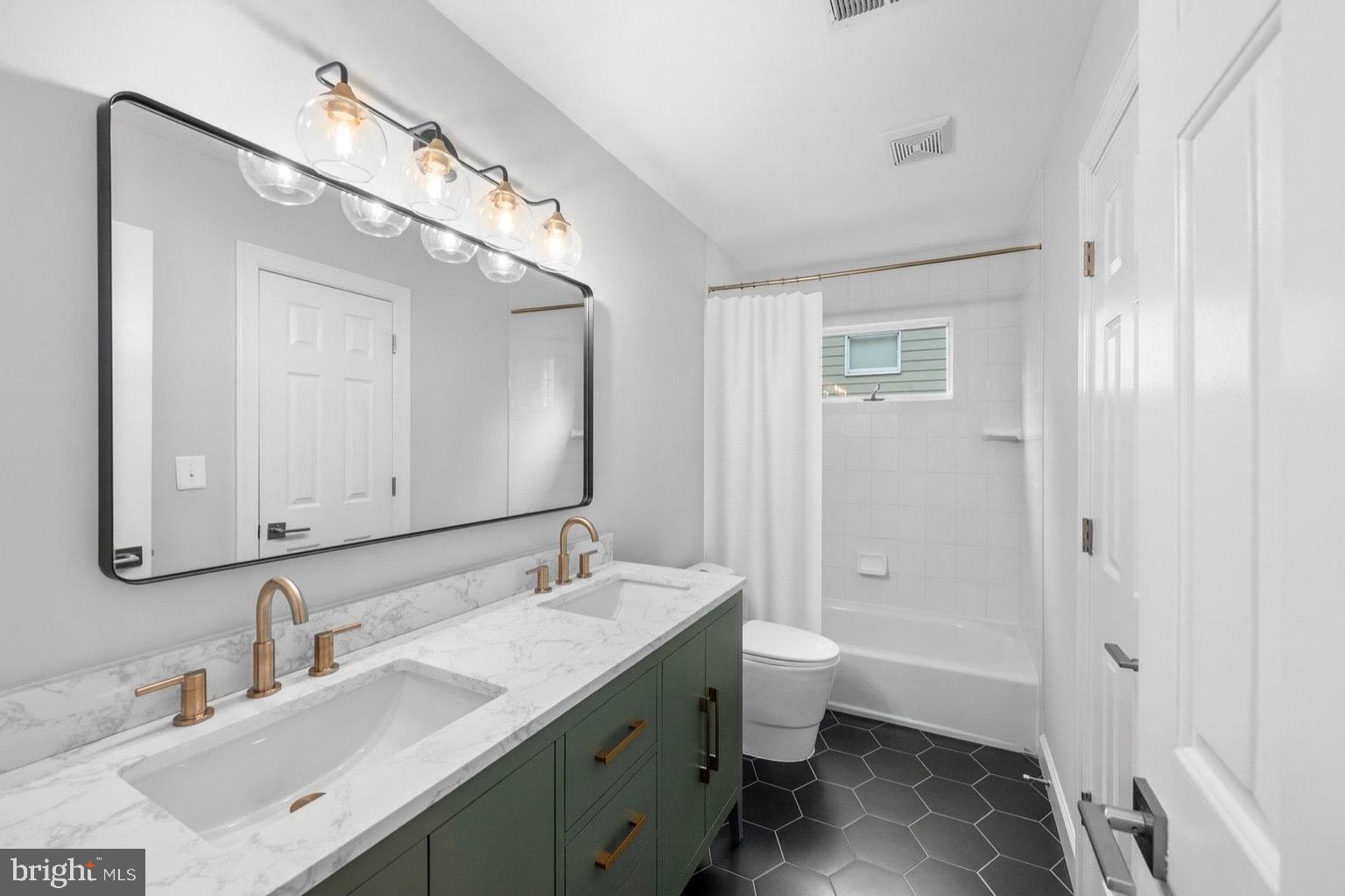 BEVERLY MANOR - Residential