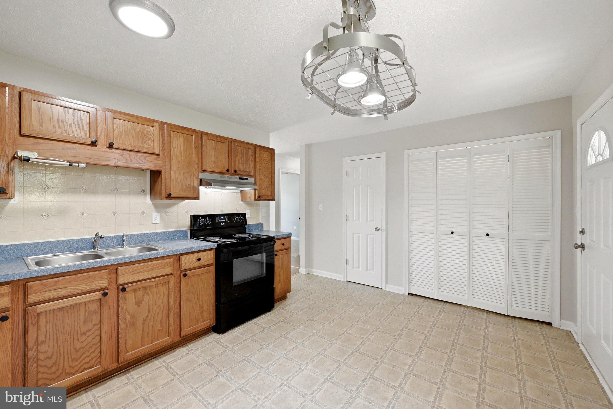 SENECA VILLAGE - Residential
