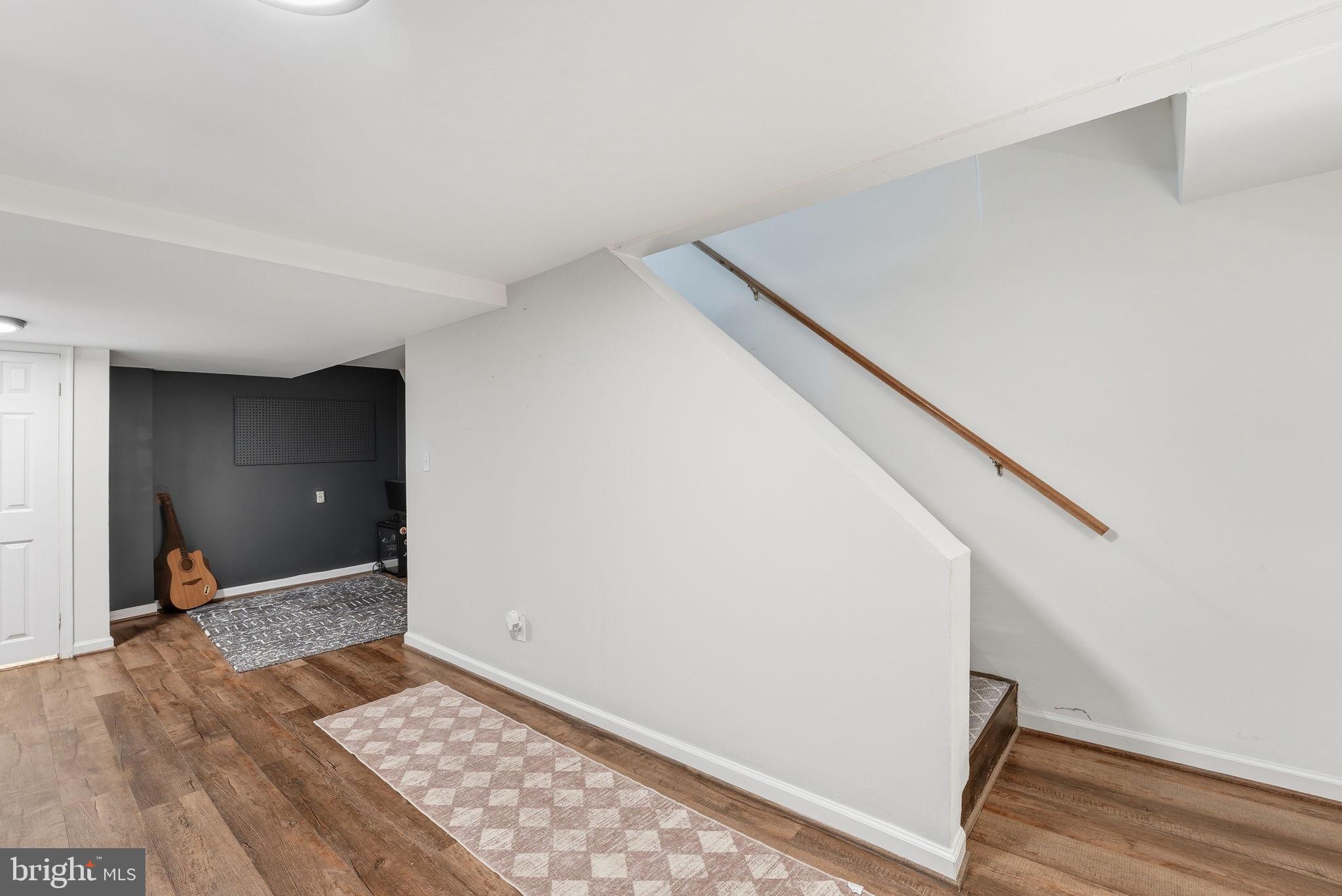 WAKEFIELD - Residential