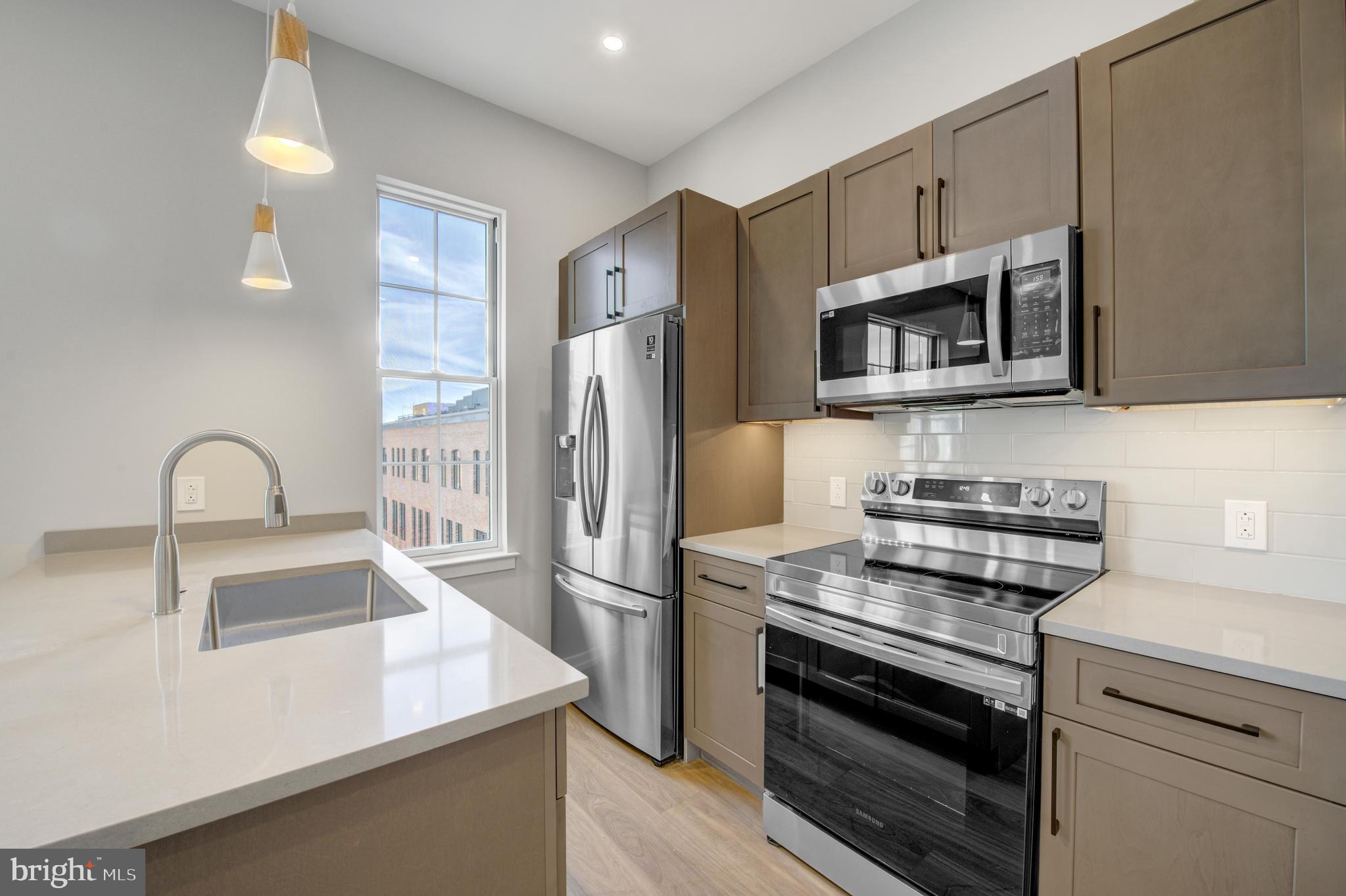 GRADUATE HOSPITAL - Residential Lease