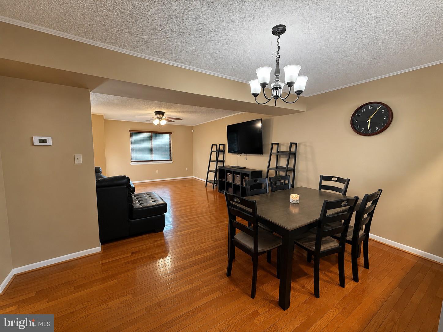 CHESTNUT WOODS - Residential