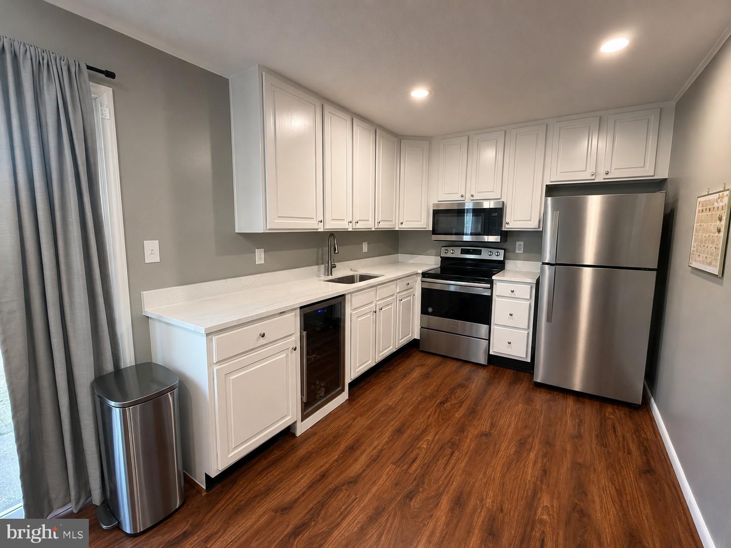 CHESTNUT WOODS - Residential